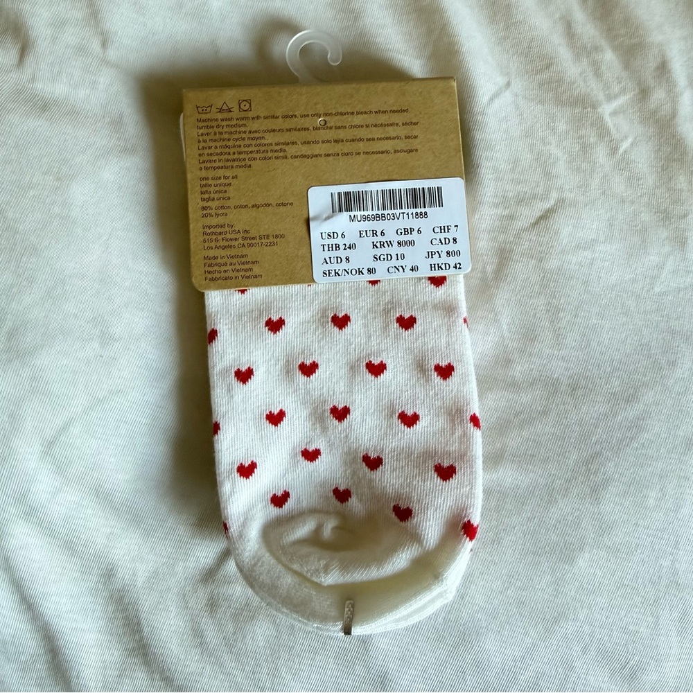 Brandy Melville Red Heart Socks - Picture 3 of 11